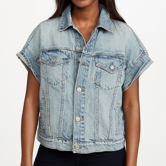 Current Elliot Jackets & Blazers - Current Elliot Rolled Short Sleeve Denim Trucker Jacket Oversized Size 0 USA